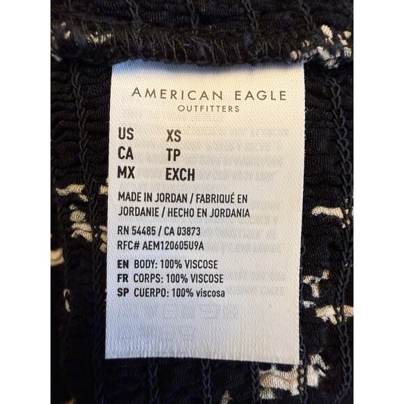 American Eagle Smocked Square Neck Blouse Top Women’s Size XS Black Floral Boho - Picture 8 of 9